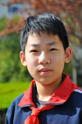 毛捷书籍好比人类的翅膀如果没有这双翅膀人类就无法飞往梦想的天空